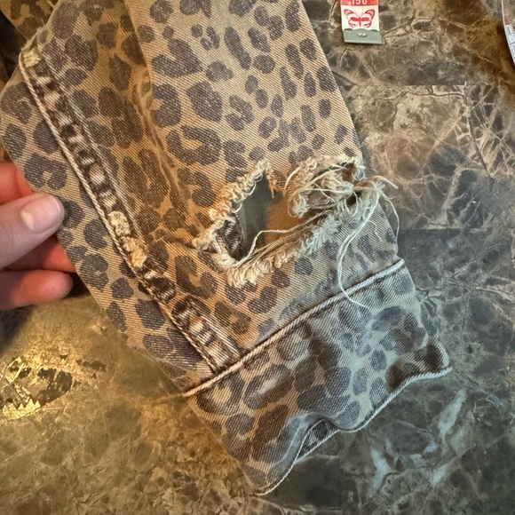 Free People Cropped Leopard Jean Jacket Ripped Size S - Picture 11 of 14